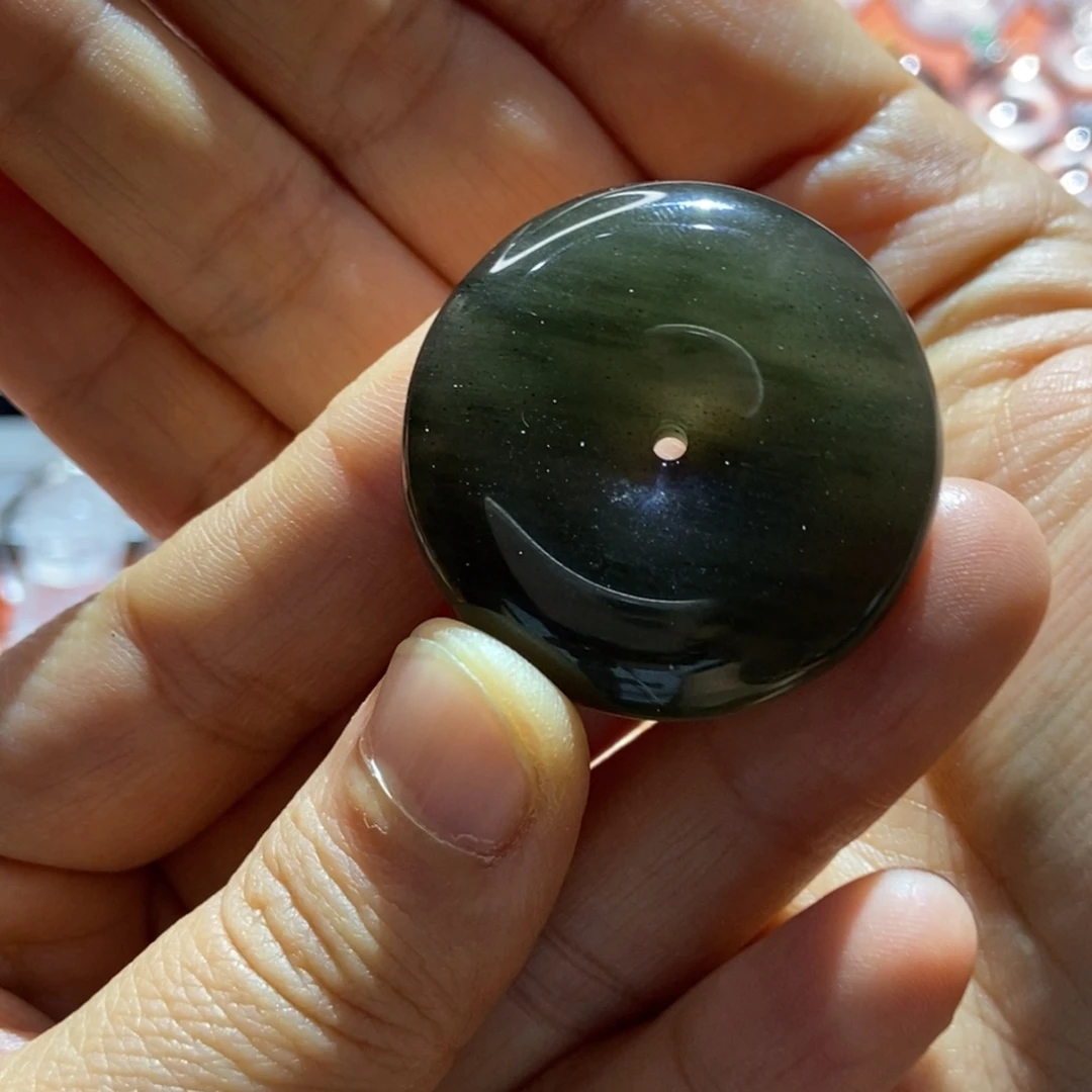 石英质玉未镶嵌颈饰