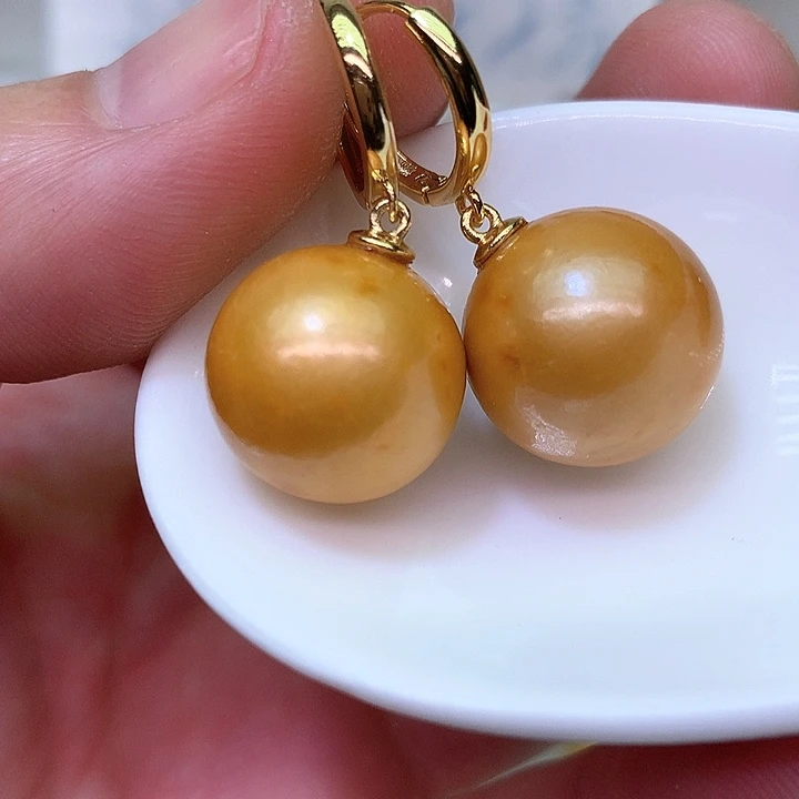 银S925镶嵌耳饰淡水珍珠