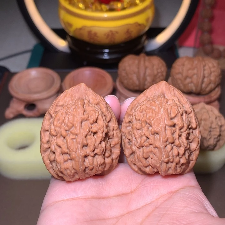 文玩核桃把件蚂蚁王