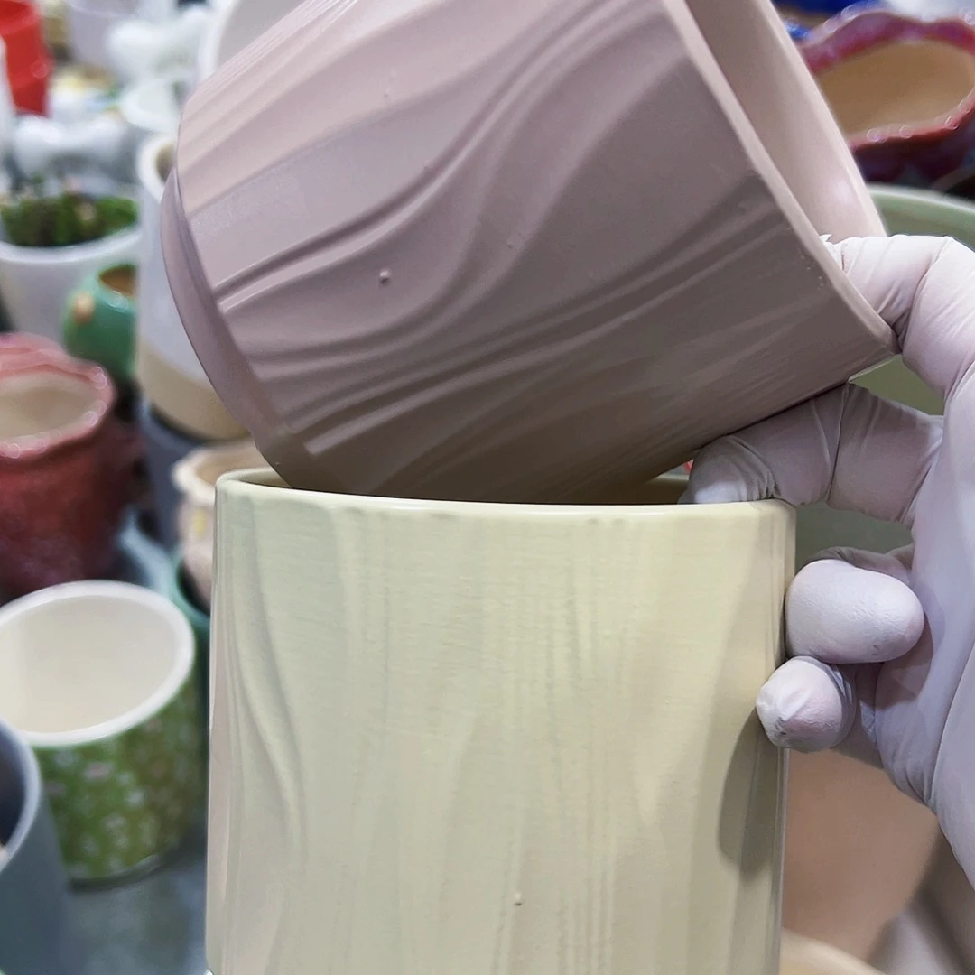 有孔，在眼尾单陶瓷花盆凑单10米包邮