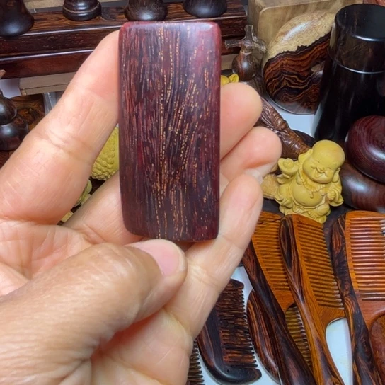 啊***看小叶紫檀木料葫芦