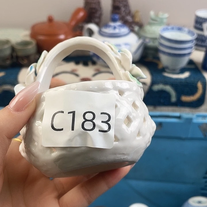 *****哈哈哈这个世界真的好想你c183