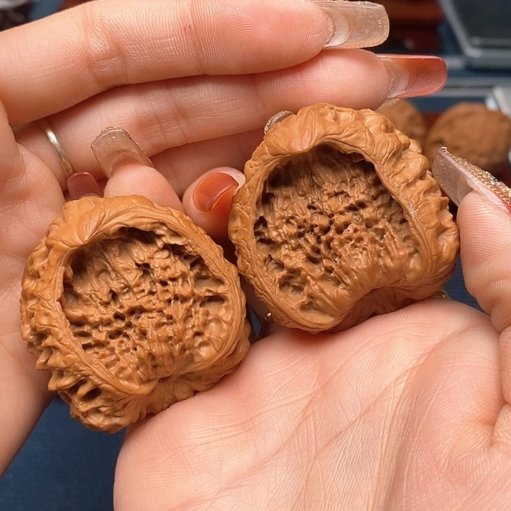 文玩核桃把件大****儿蛇头41