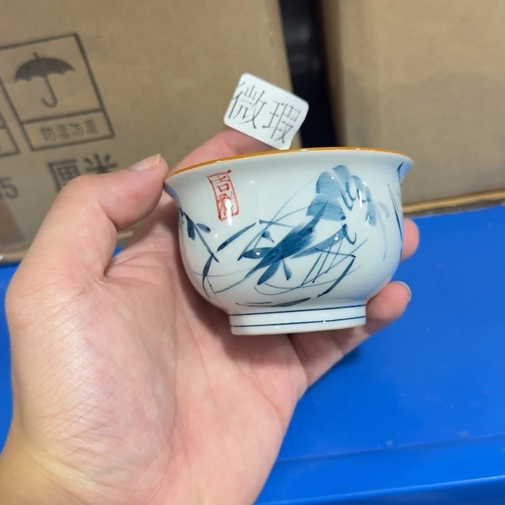 釉下手绘茶具微瑕