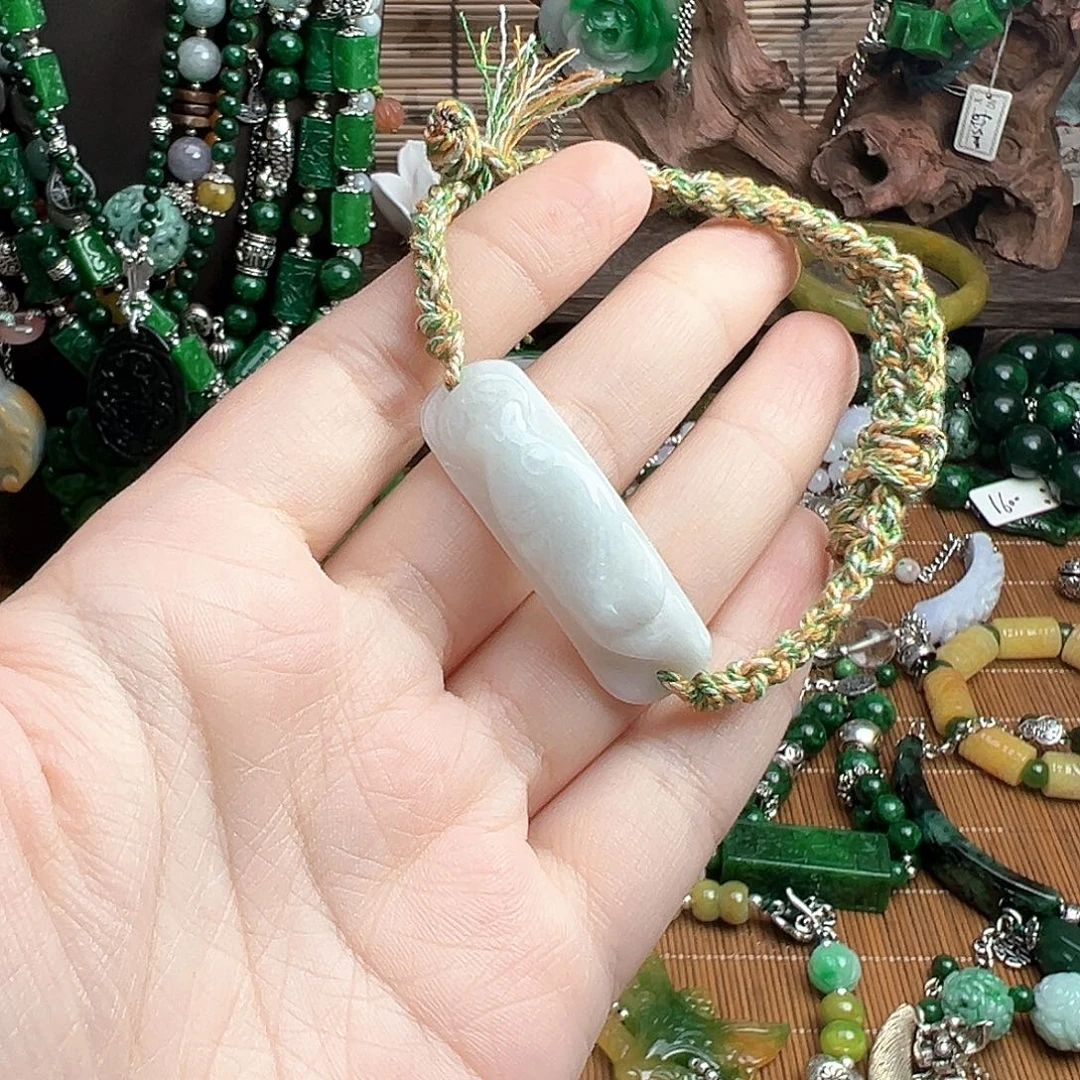 翡翠未镶嵌戒指9.9