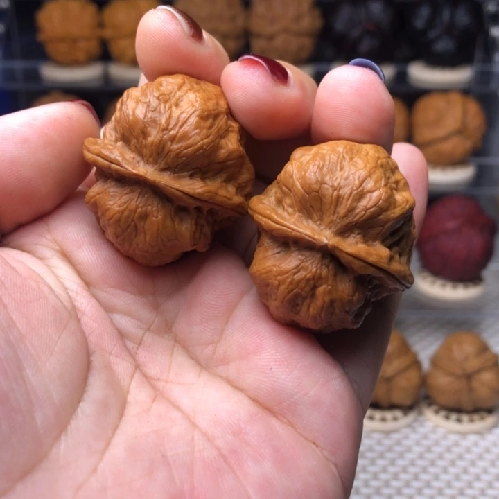 文玩核桃把件49玉龙小金蟾35尺