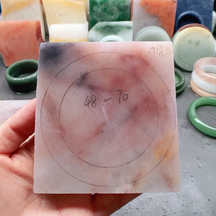 【闪购商品】未镶嵌手镯石英质玉（金丝玉）定制