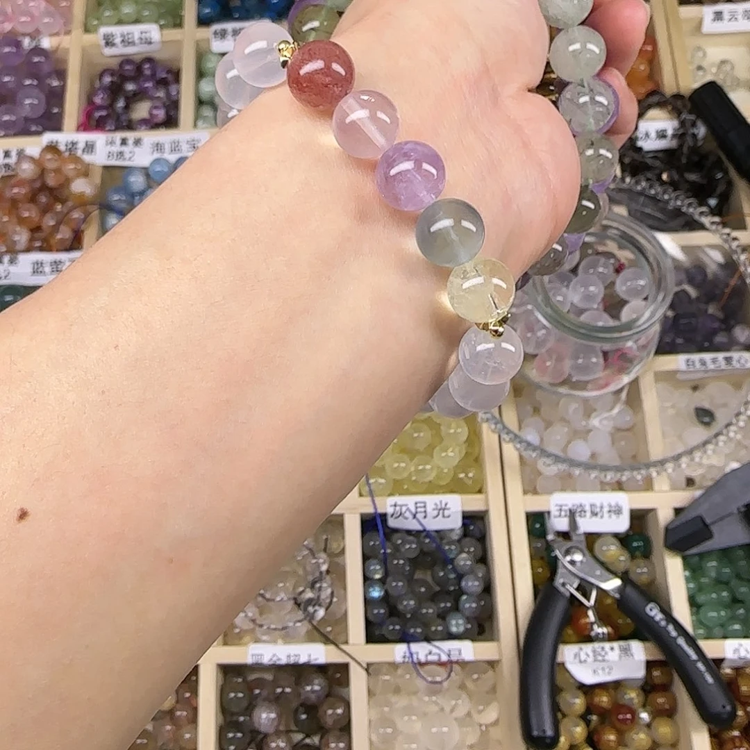 琥珀手链未镶嵌奶白