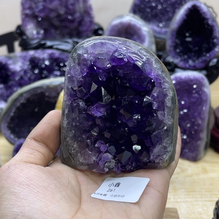 未镶嵌大型摆件（非配饰）紫晶