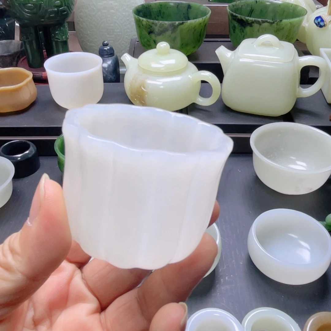 和田玉未镶嵌挂件包容价