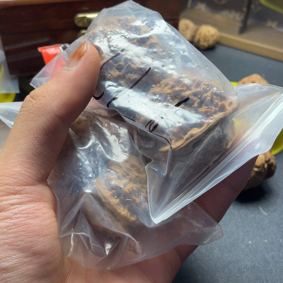 7***7吊坠文玩核桃白狮子等