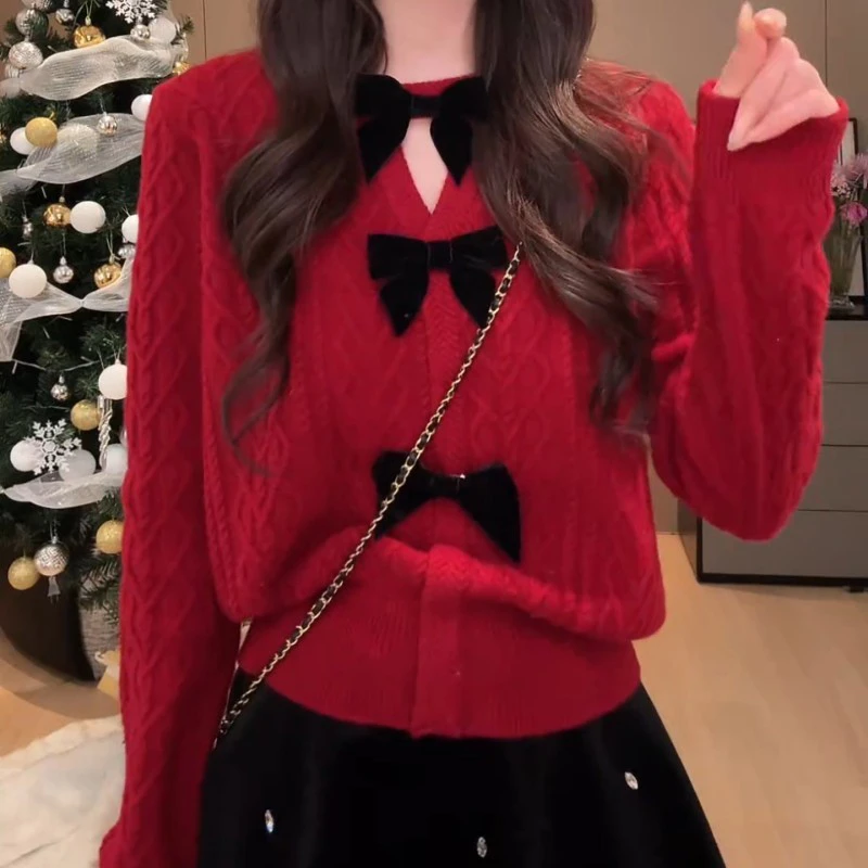 甜美风蝴蝶结圆领毛衣女2025冬季新款气质洋气宽松显瘦减龄上衣潮