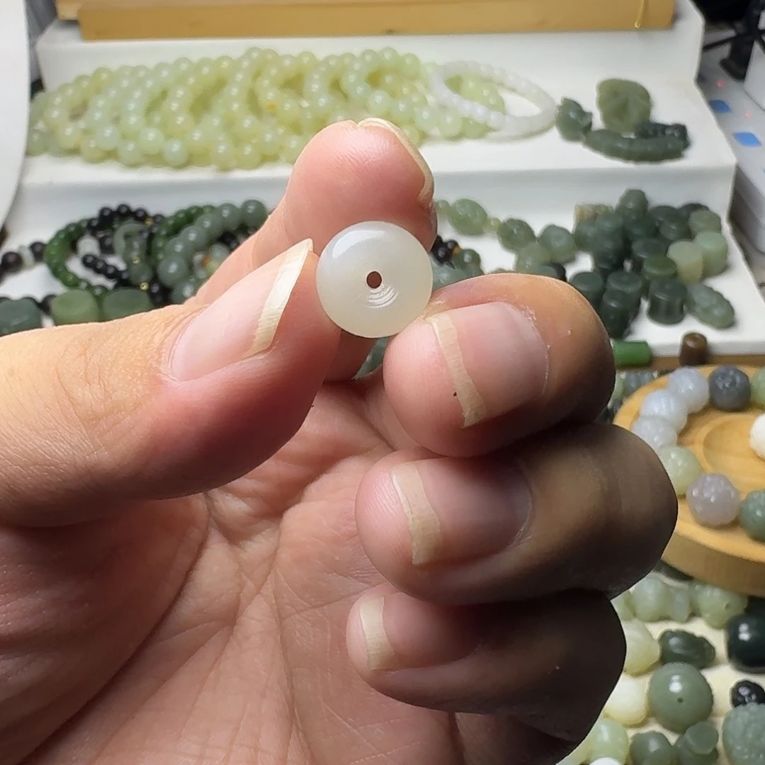 苍***舒未镶嵌和田玉珠宝半成品