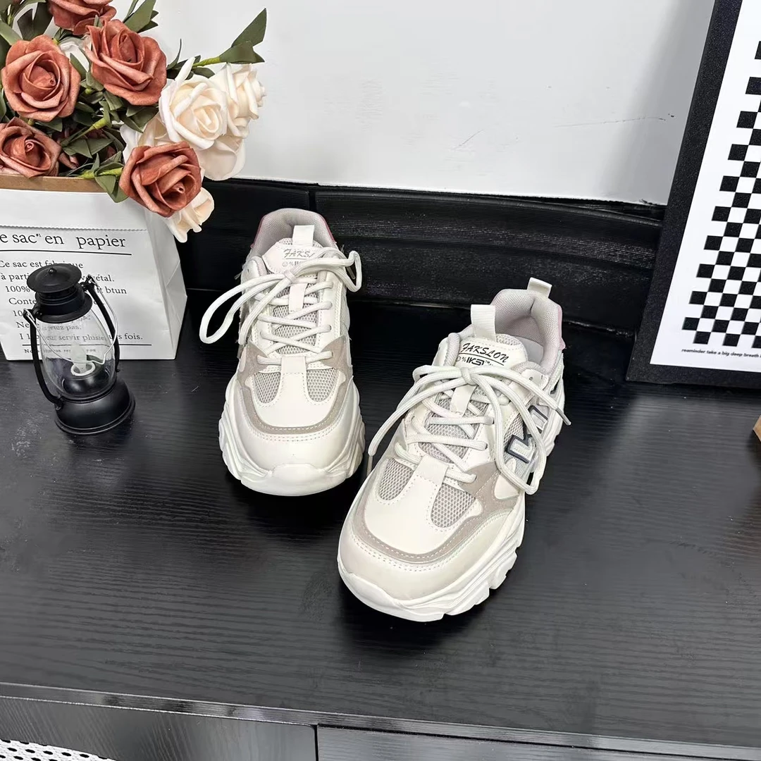 冬季新品经典时尚百搭休闲老爹女鞋气质软底冷粘工艺2012-12