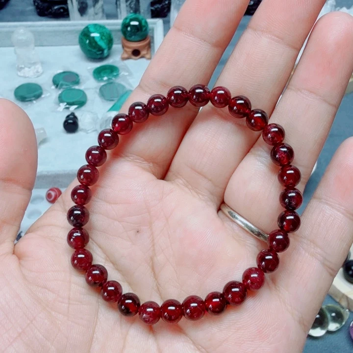 未镶嵌颈饰水晶水晶
