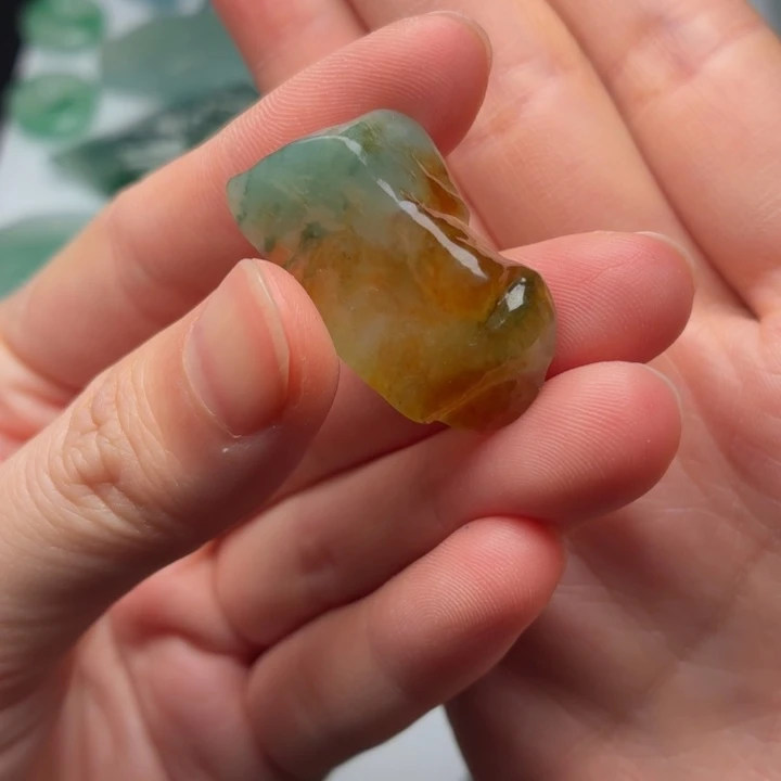 定制翡翠未镶嵌福利不退换