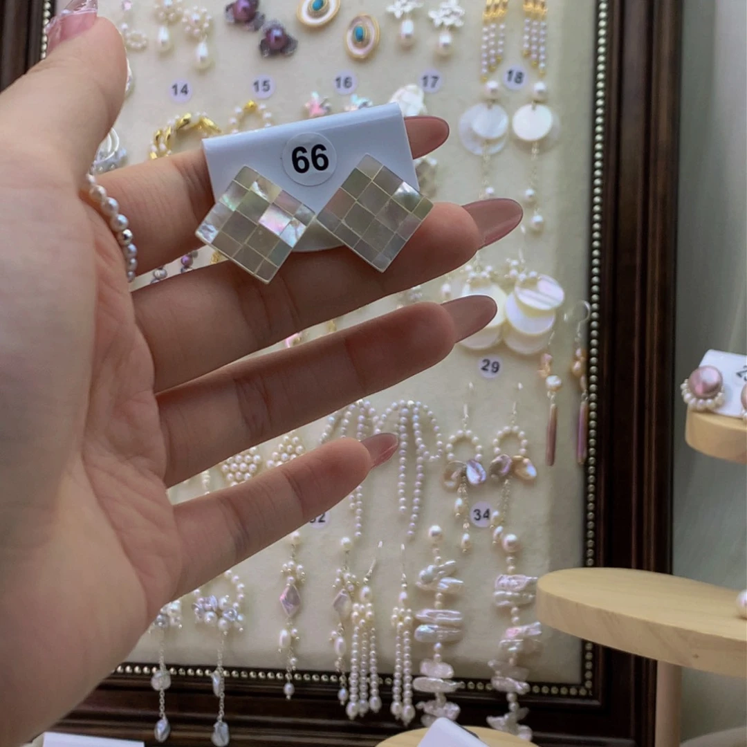 未镶嵌耳饰淡水珍珠