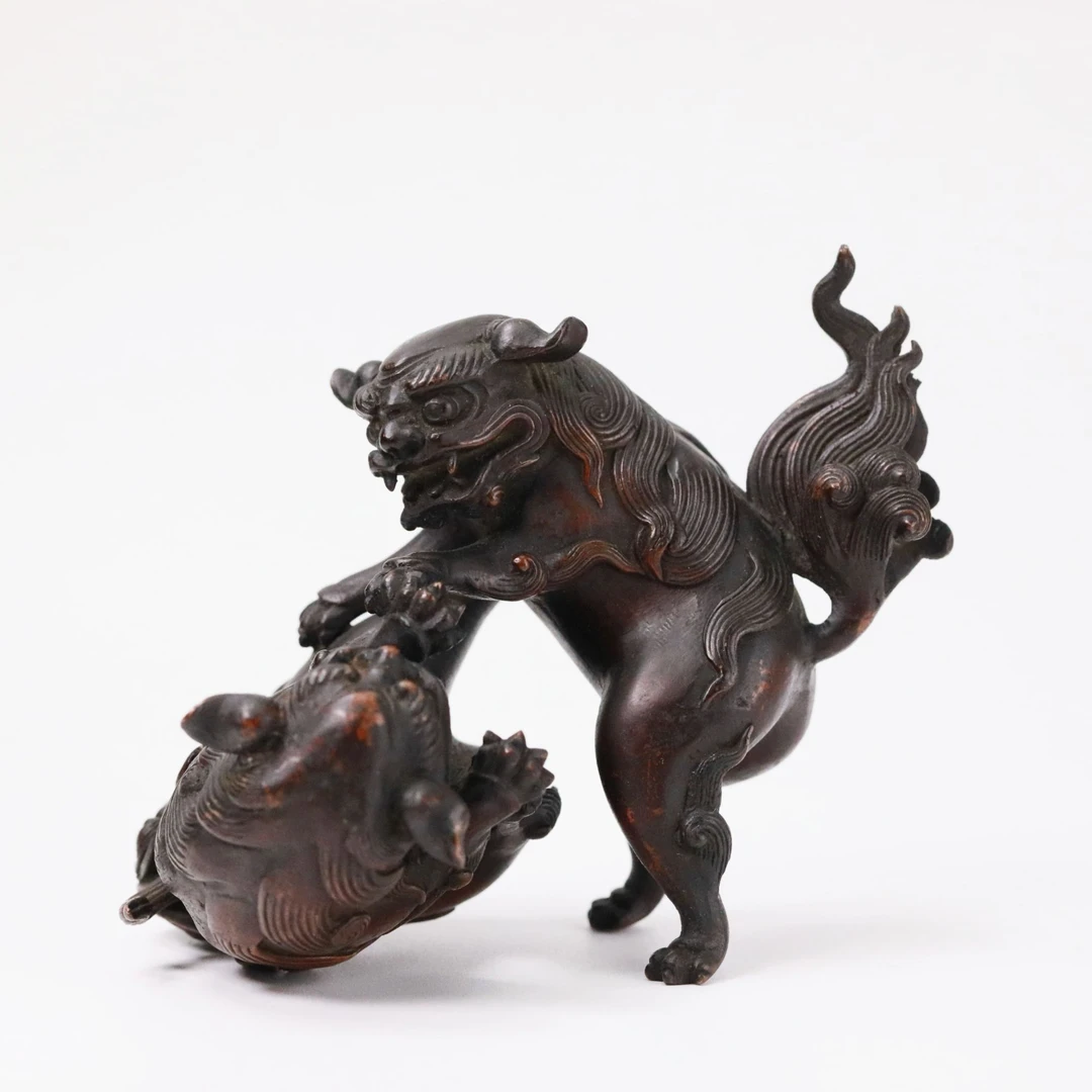 20.戏狮  铜摆件