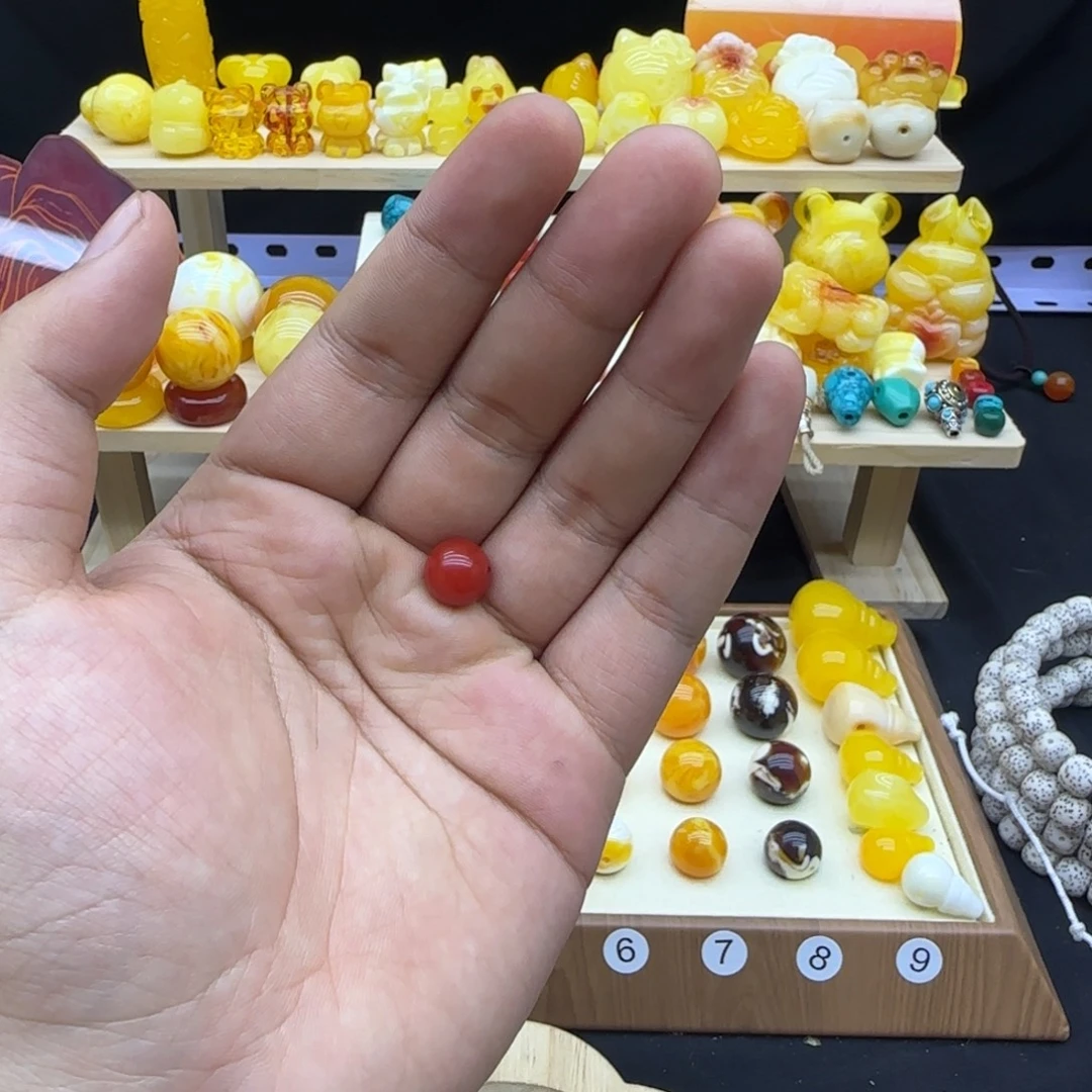 扎***扎琥珀未镶嵌裸石..