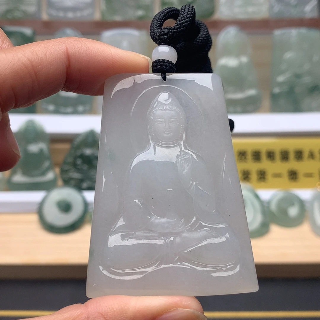 翡翠未镶嵌颈饰素衣