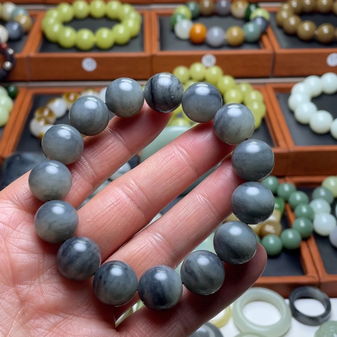 和田玉未镶嵌手串