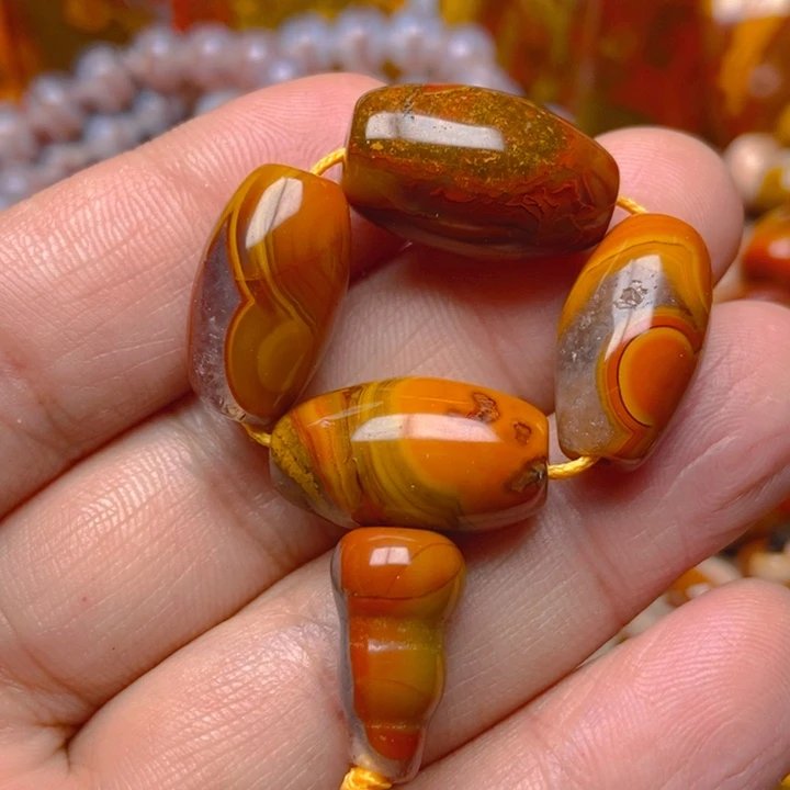 玛瑙/玉髓未镶嵌吊坠