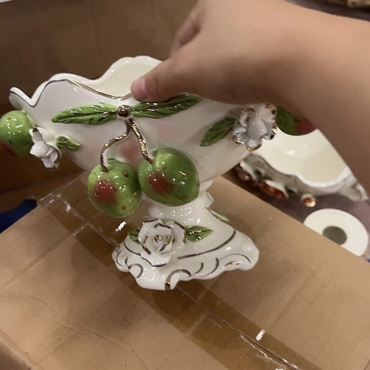 陶瓷瑕。。。。。。。。。。。。。。。