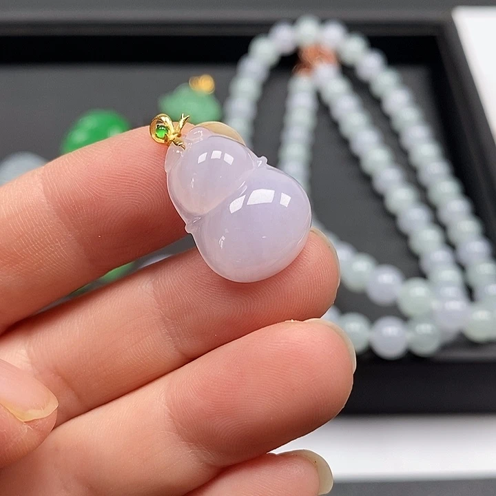 颈饰未镶嵌翡翠葫芦