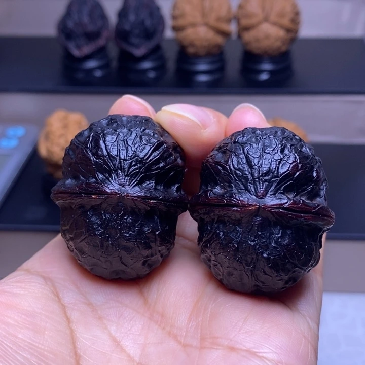 文玩核桃把件玉罗汉地闷68