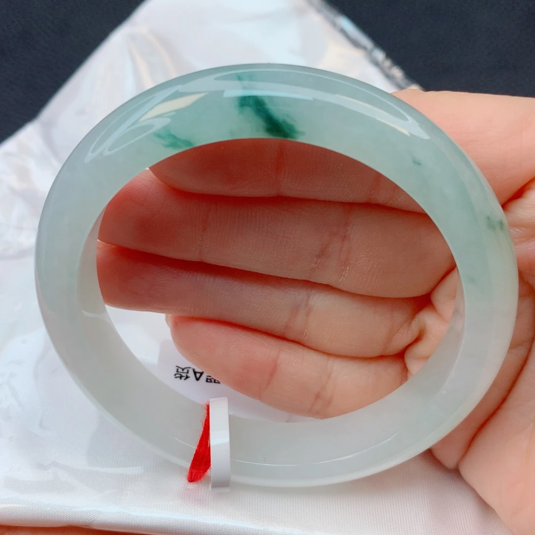 翡翠未镶嵌手镯55-56糯冰飘花