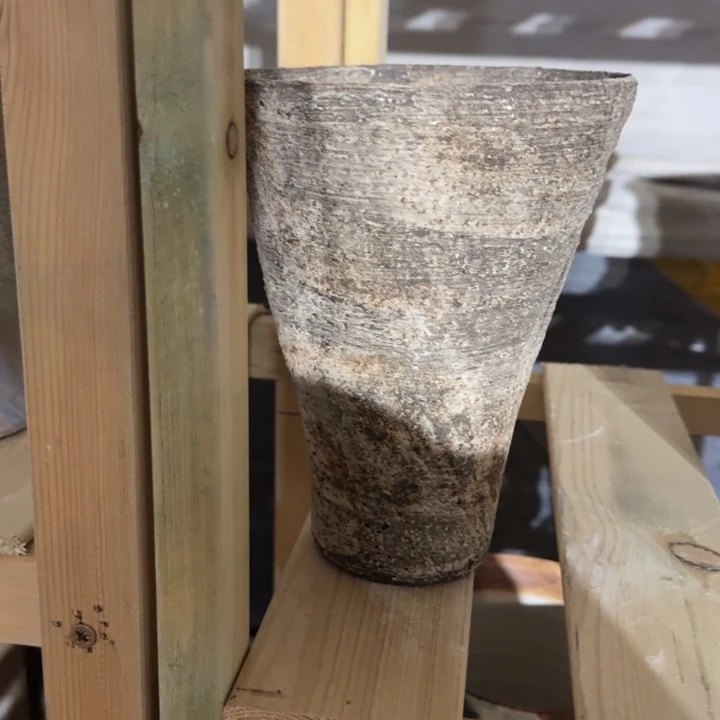 晚***你景德镇桌面陶瓷花盆