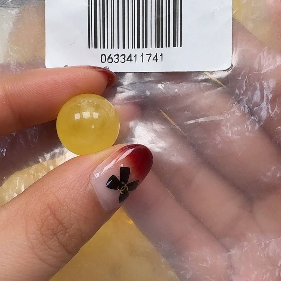 琥珀未镶嵌裸石悠悠