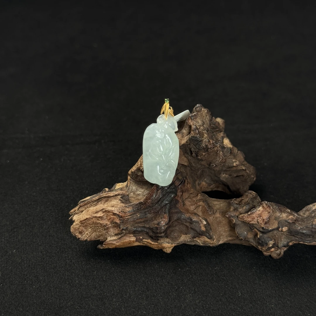 【诚翠拍品第一百一期午】翡翠47吊坠BYT70153金