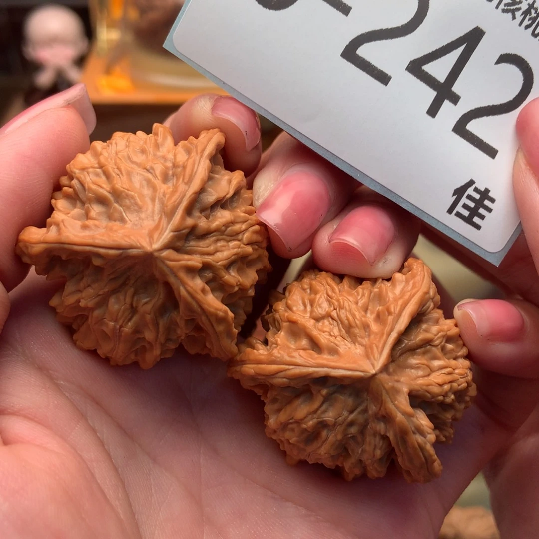 文玩核桃把件49盘山奔