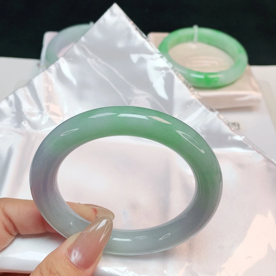 翡翠未镶嵌手镯416