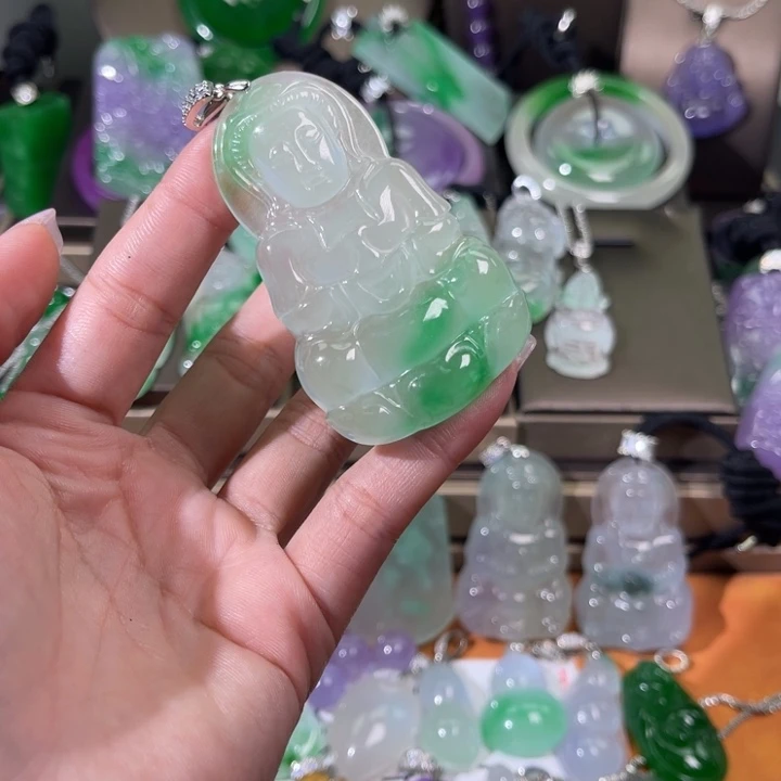 翡翠未镶嵌挂件ngygcnlvxwggghg