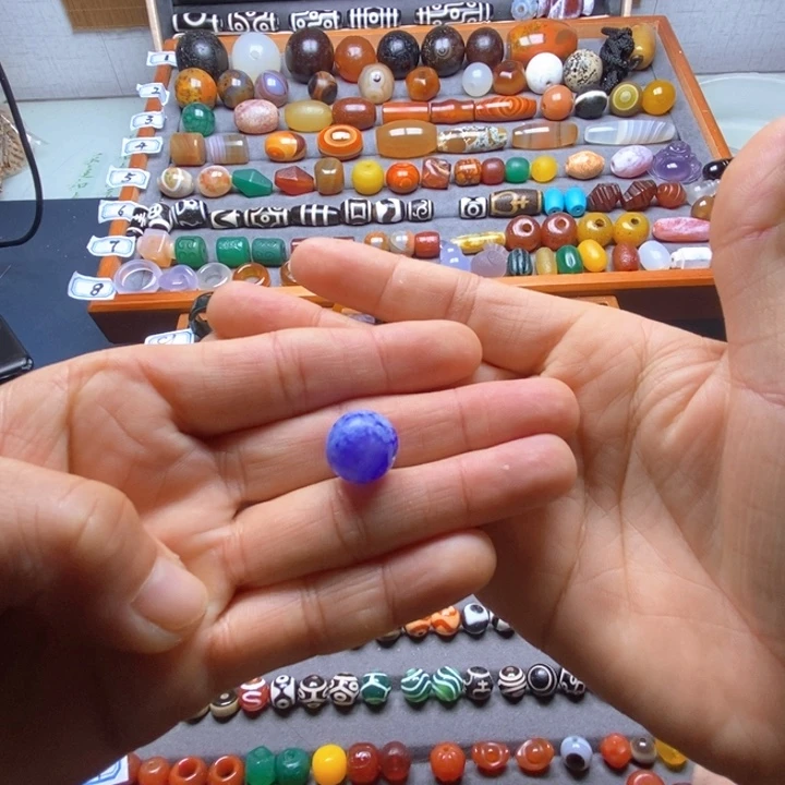 小***志玛瑙/玉髓未镶嵌颈饰