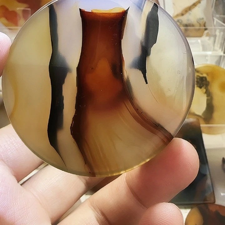 玛瑙/玉髓未镶嵌珠宝奇石