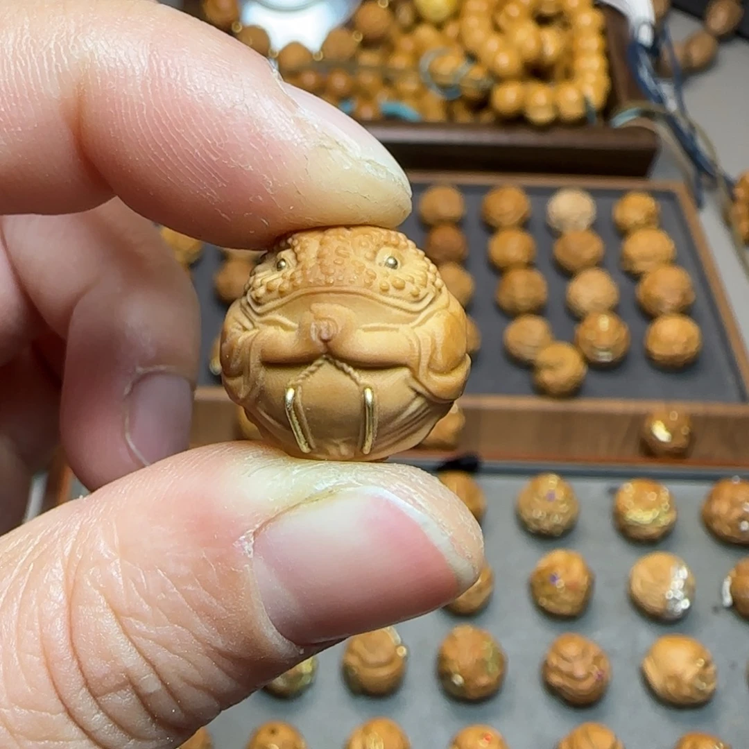 猴头核桃吊坠福利功夫金蟾刀痕不退换