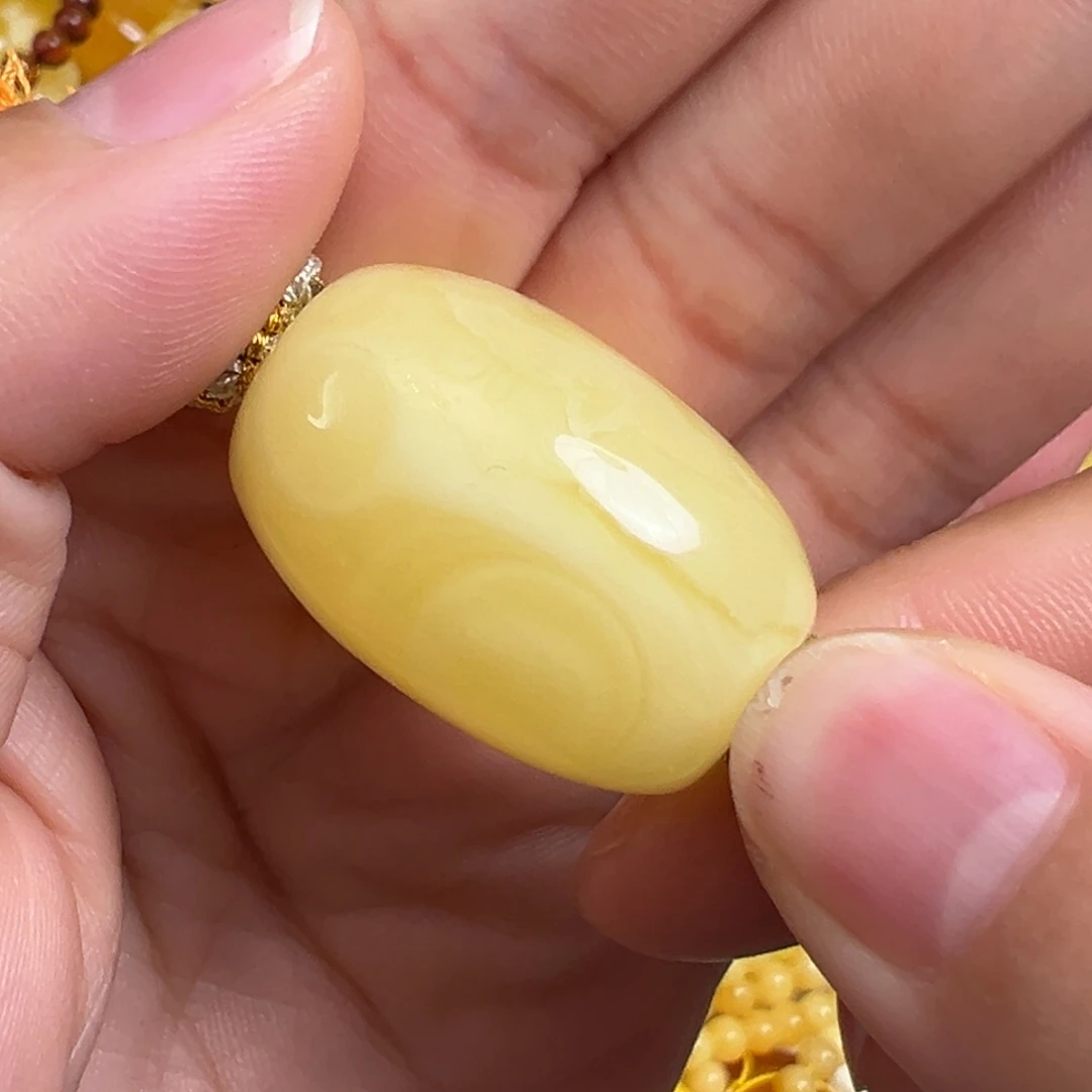 蝶***痕蜜蜡未镶嵌裸石蜜蜡