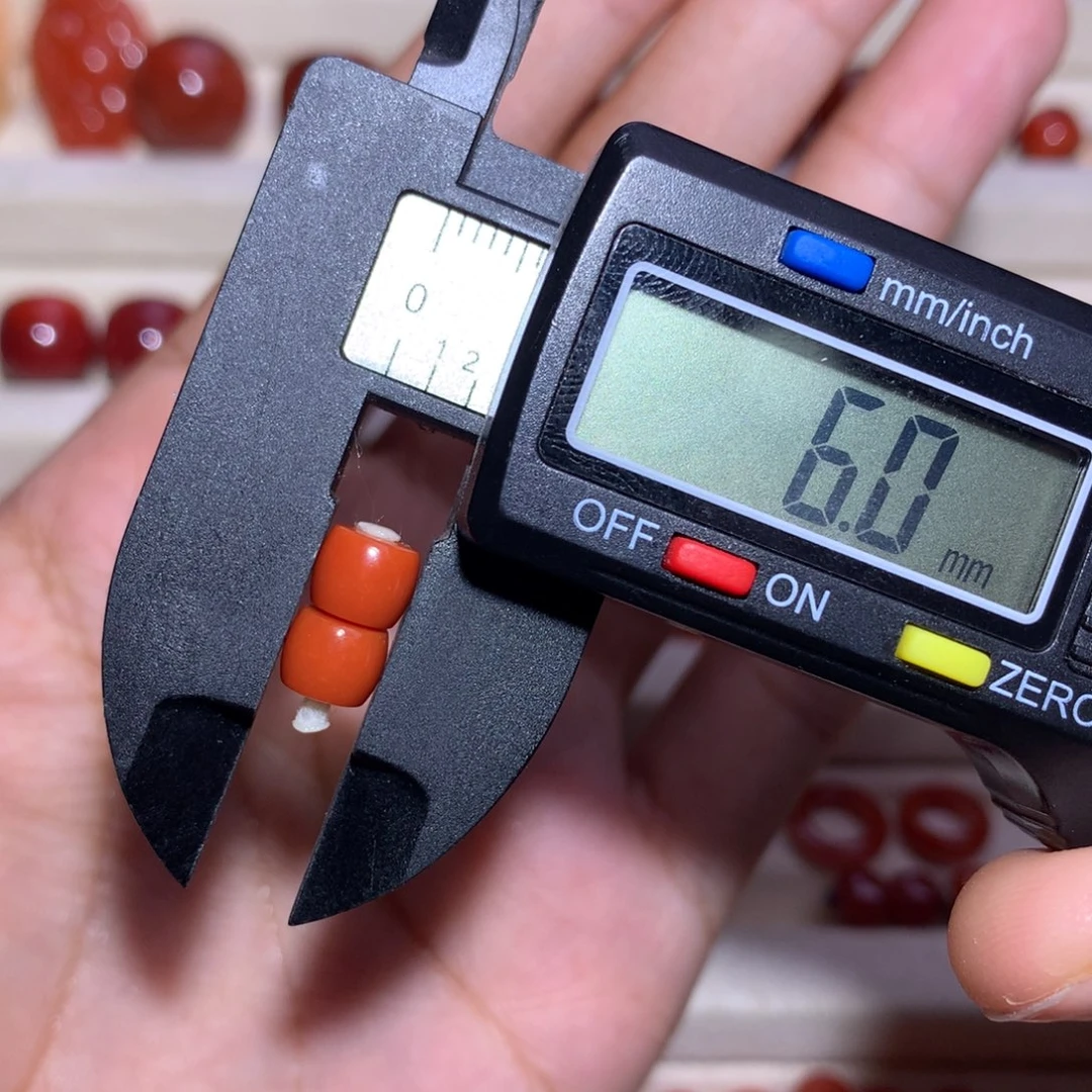 南红玛瑙未镶嵌瓦西满肉柿子直切对珠6×5微纹