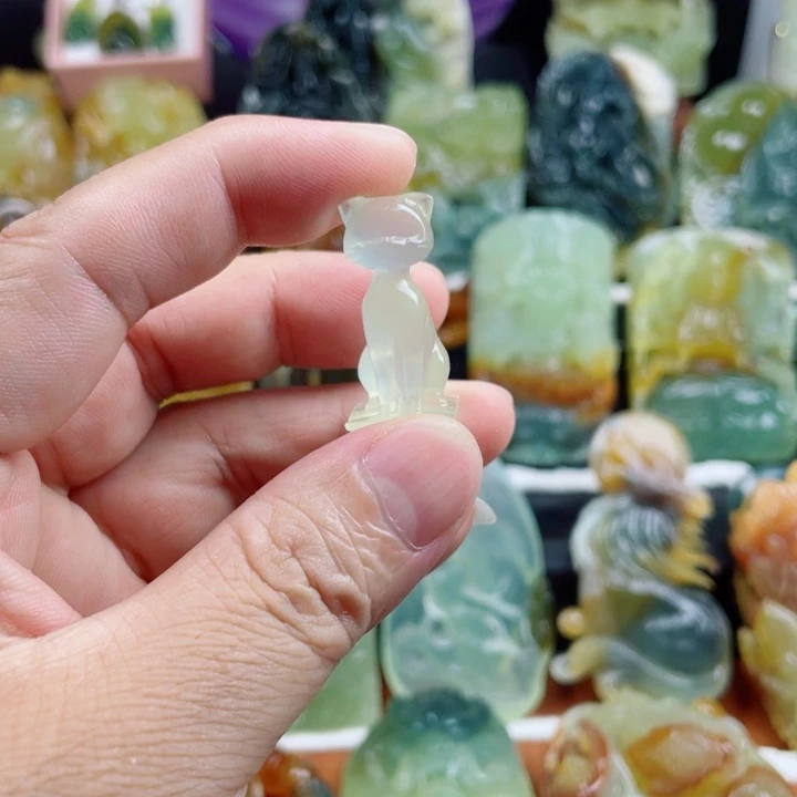 未镶嵌蛇纹石玉吊坠