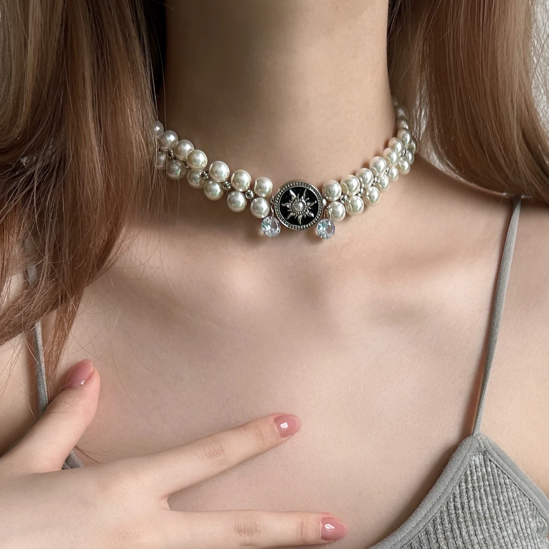 合金仿珍珠项链 X5652-1甜美百搭精致轻奢小众设计感珠珠圆牌颈链