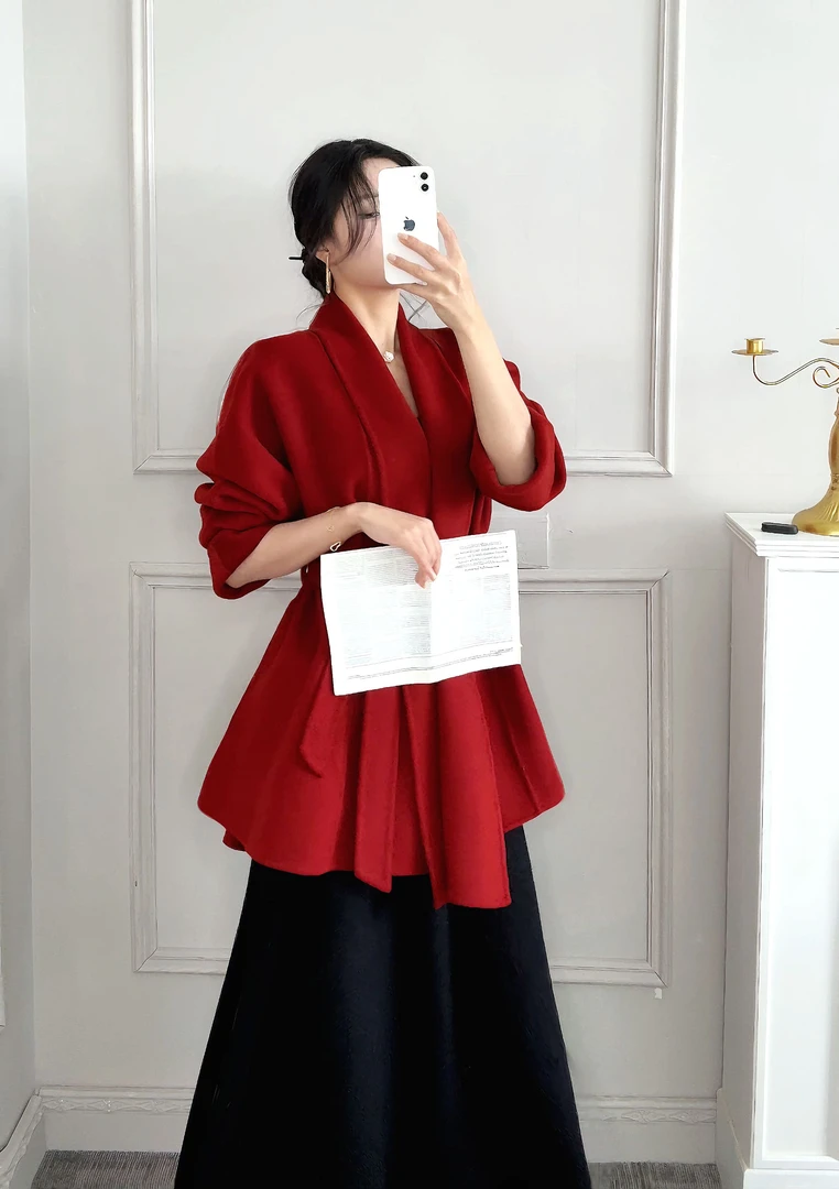 红色羊毛双面呢大衣女装秋冬短款系带2025新款呢子外套中式新年