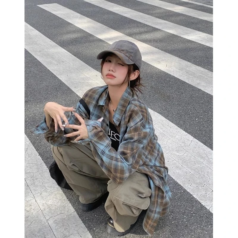 2025新款格子衬衫外套女春秋季宽松慵懒松弛感外搭情侣上衣衬衣服