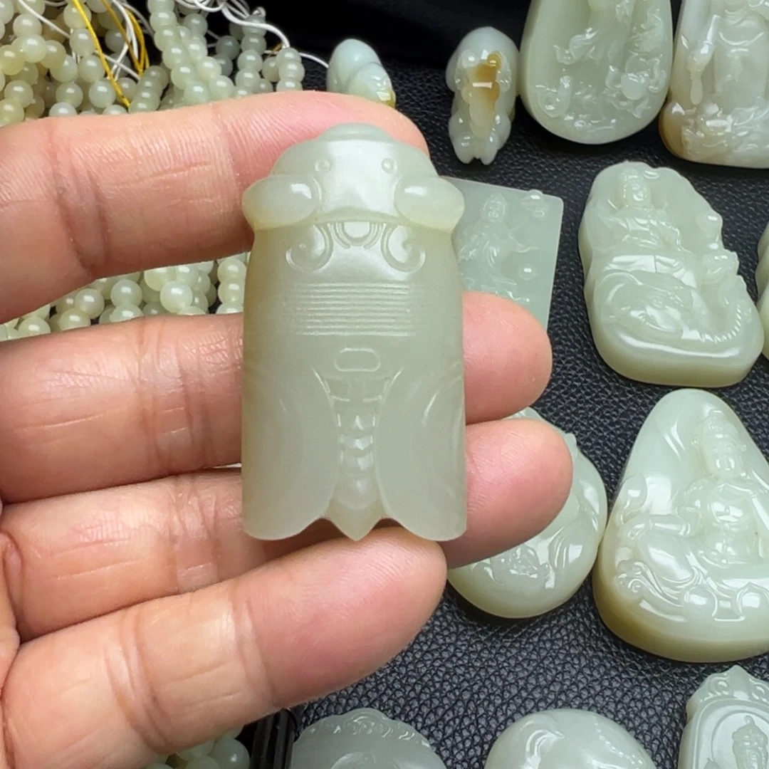 和田玉（糖玉）未镶嵌吊坠(不含链)