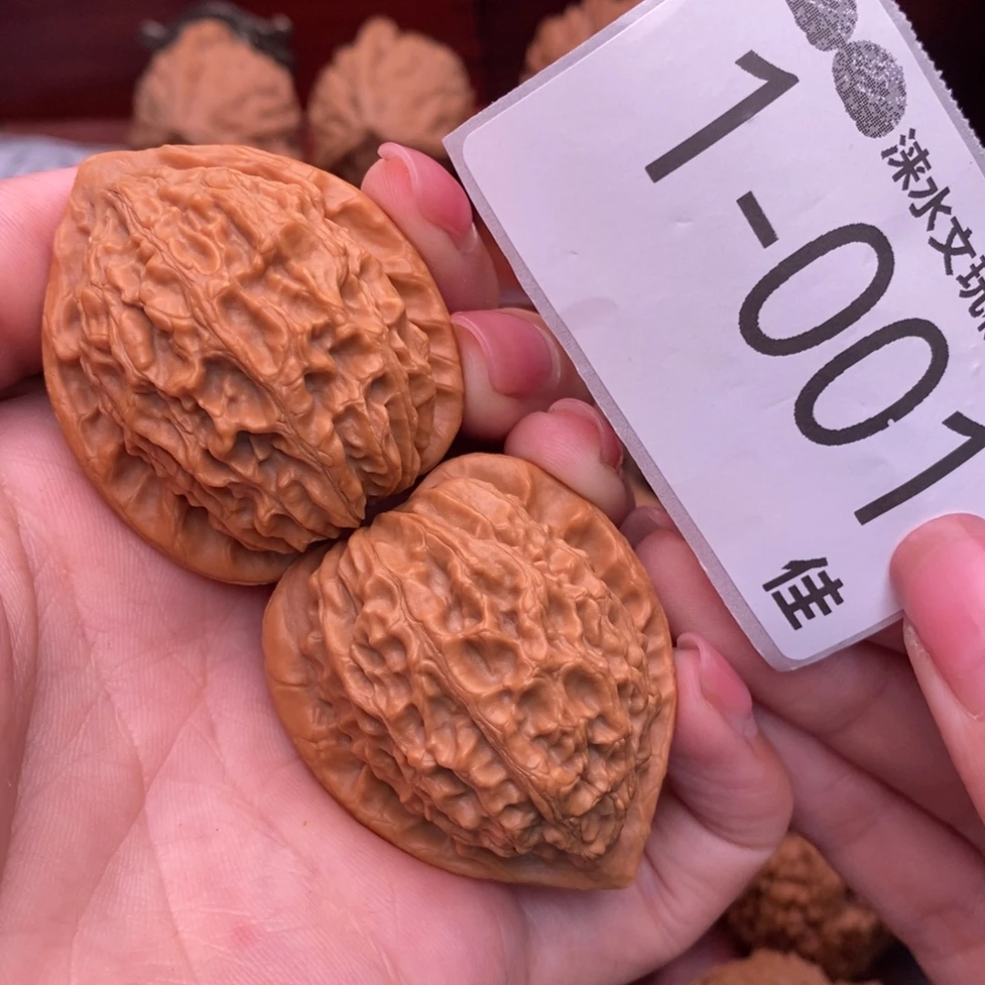 把件文玩核桃38金牛