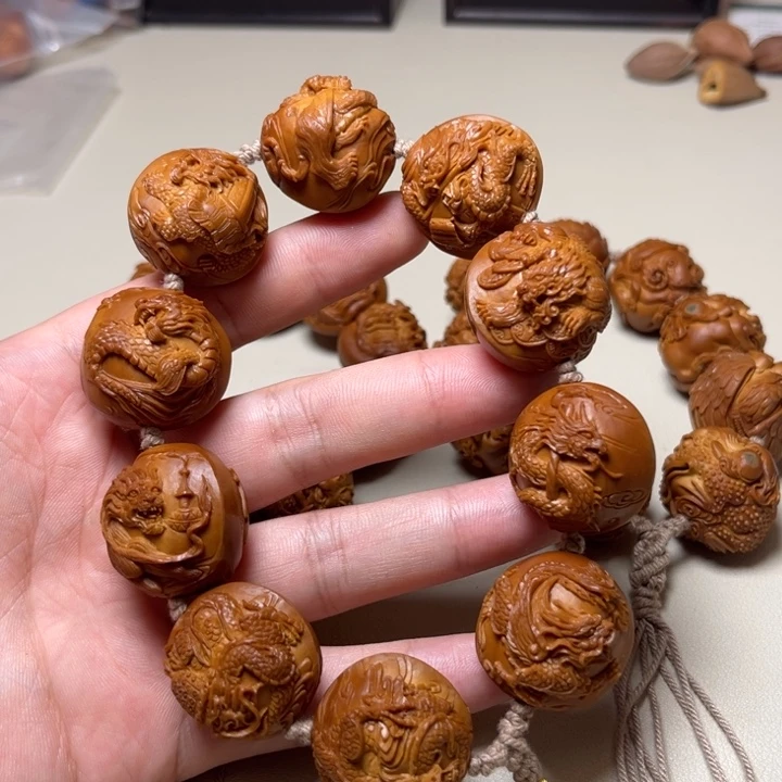 龙***人吊坠橄榄核橄榄核