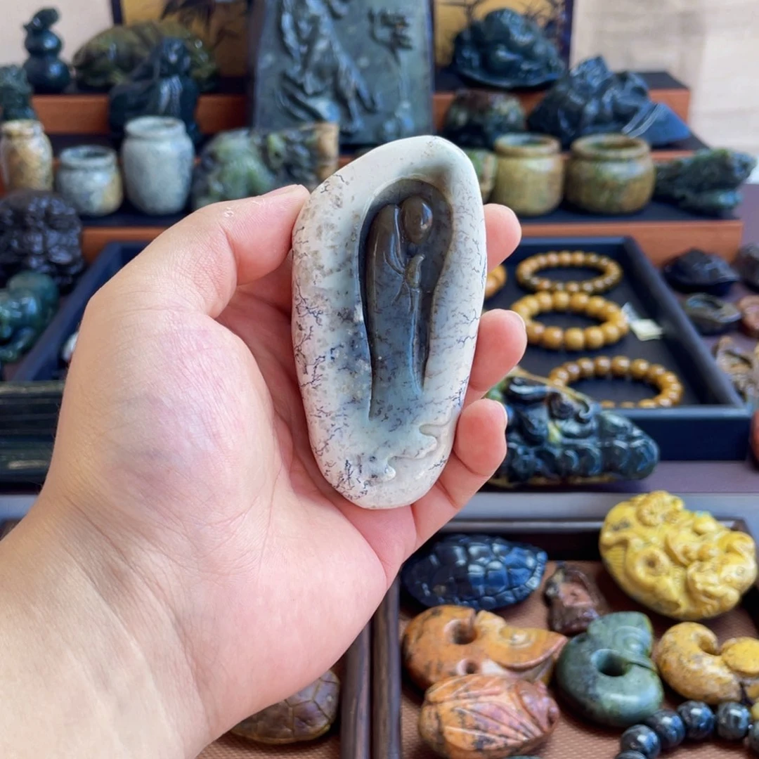 【闪购商品】未镶嵌岫岩河磨玉（透闪石质玉）挂件