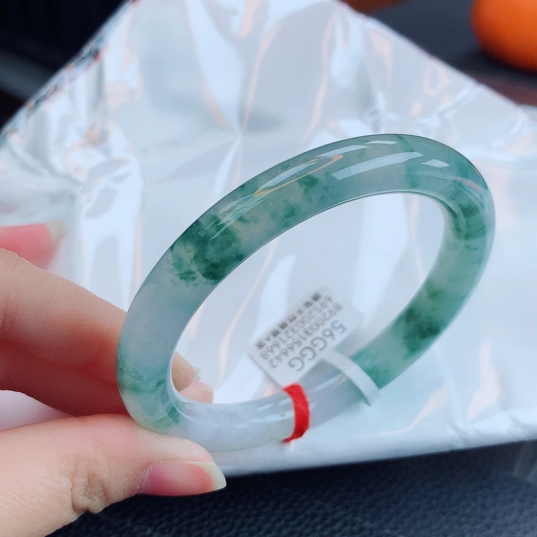 翡翠手镯未镶嵌缅甸天然翡翠a货